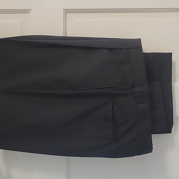 Grey Flannel Suit - Jones Size 42R, 34W - Picture 5 of 6